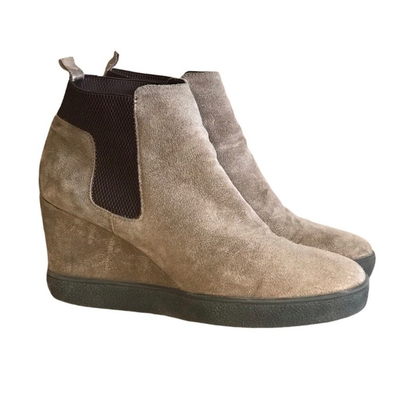 Aquatalia Claire Wedge Suede Ankle Boots Sz 11 - Picture 1 of 11
